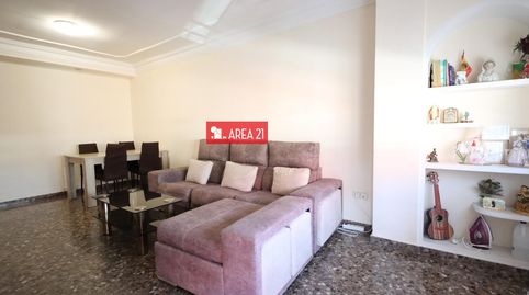Foto 2 de Piso en venta en Núcleo Urbano, La Pobla de Vallbona
