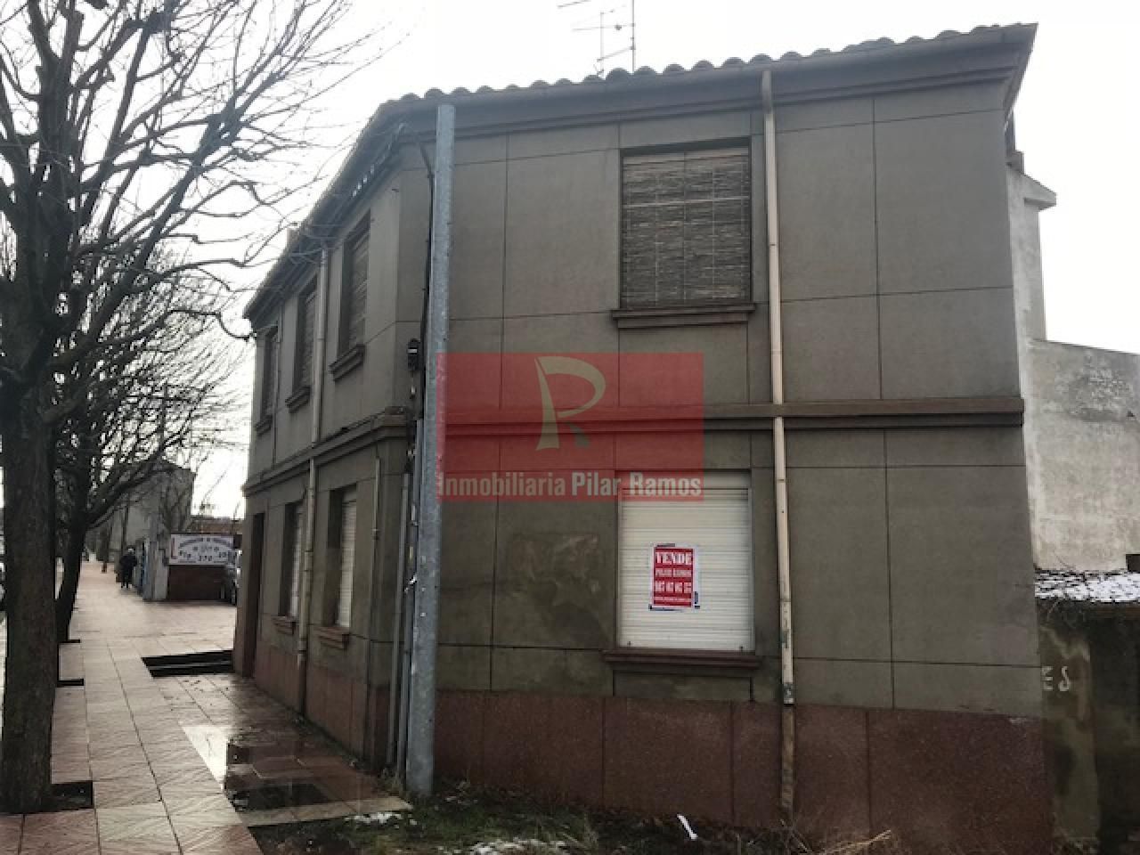 Exterior view of House or chalet for sale in León Capital   with Private garden