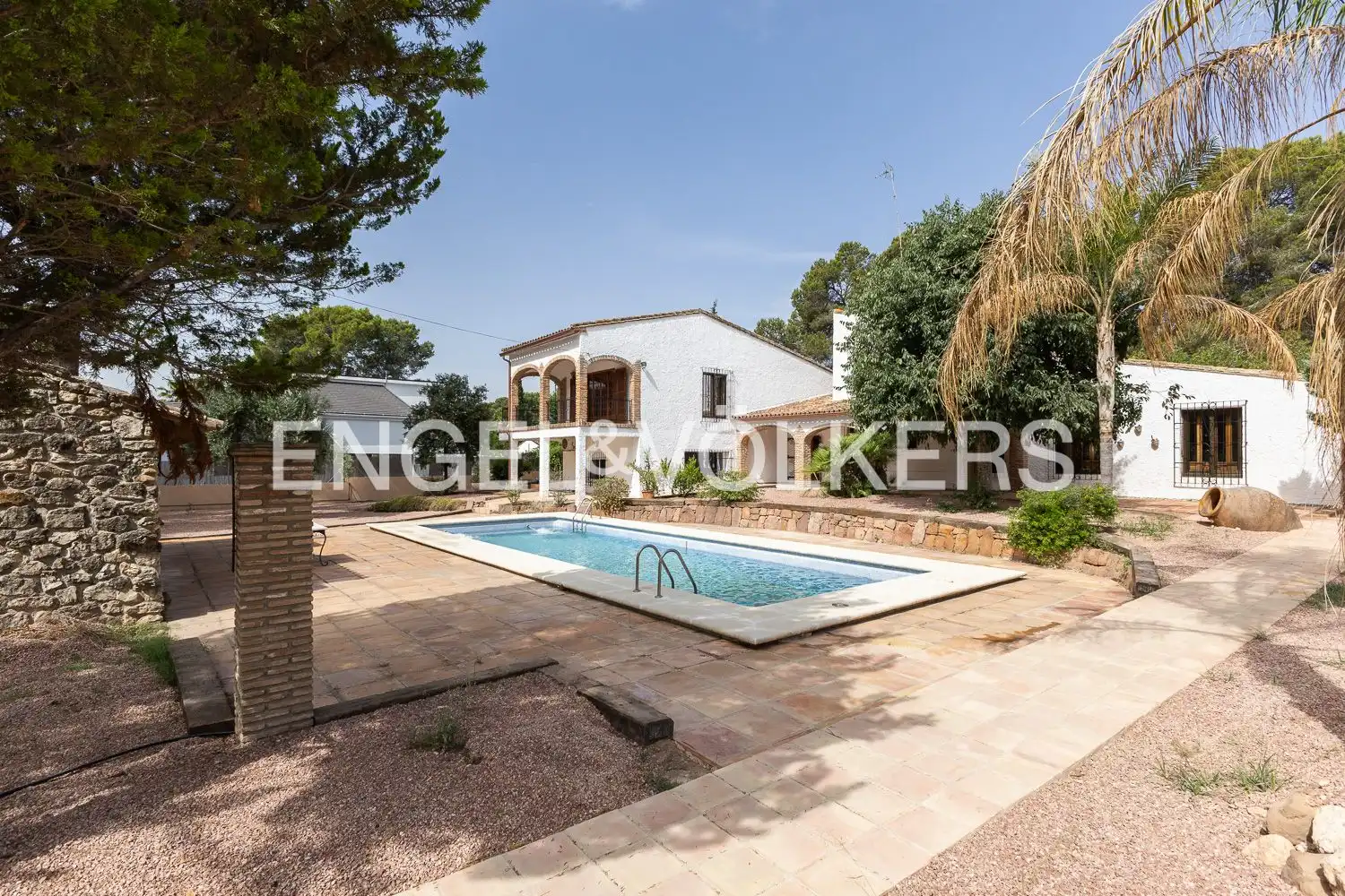 Vista exterior de Casa o chalet de alquiler en Paterna con Aire acondicionado, Calefacción y Jardín privado