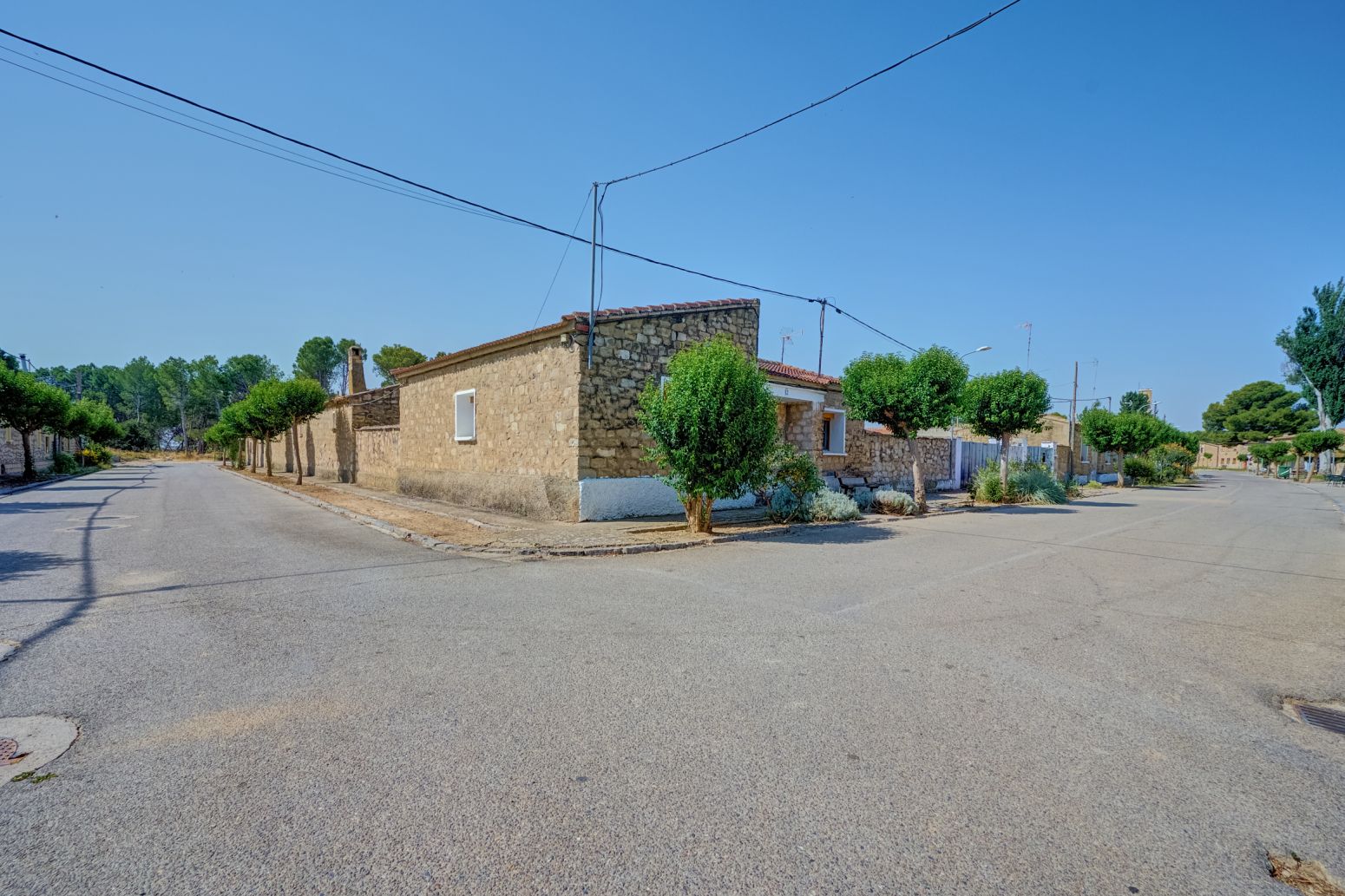 Vista exterior de Casa o xalet en venda en Sádaba amb Jardí privat i Traster