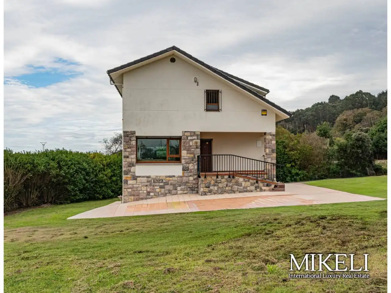 Exterior view of Houses for sale in Llanes  with Heating, Private garden and Terrace