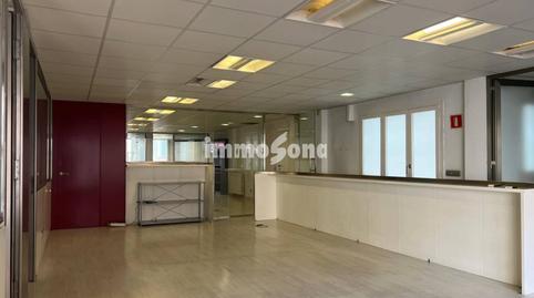 Photo 3 of Premises to rent in Centre, Vic