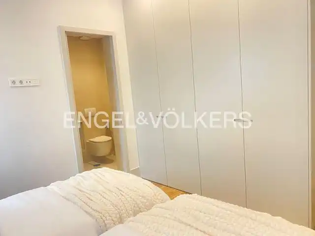 Schlafzimmer von Wohnung zum Verkauf in Madrid mit Klimaanlage, Heizung und Balkon
