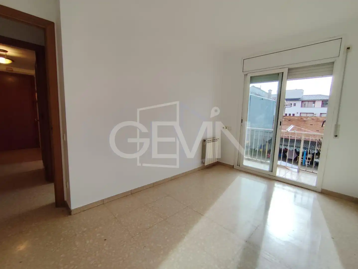 Habitación de Piso en venta en Santa Perpètua de Mogoda con Aire acondicionado, Trastero y Balcón