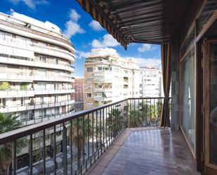 Vista exterior de Apartament en venda en  Barcelona Capital amb Aire condicionat, Calefacció i Parquet