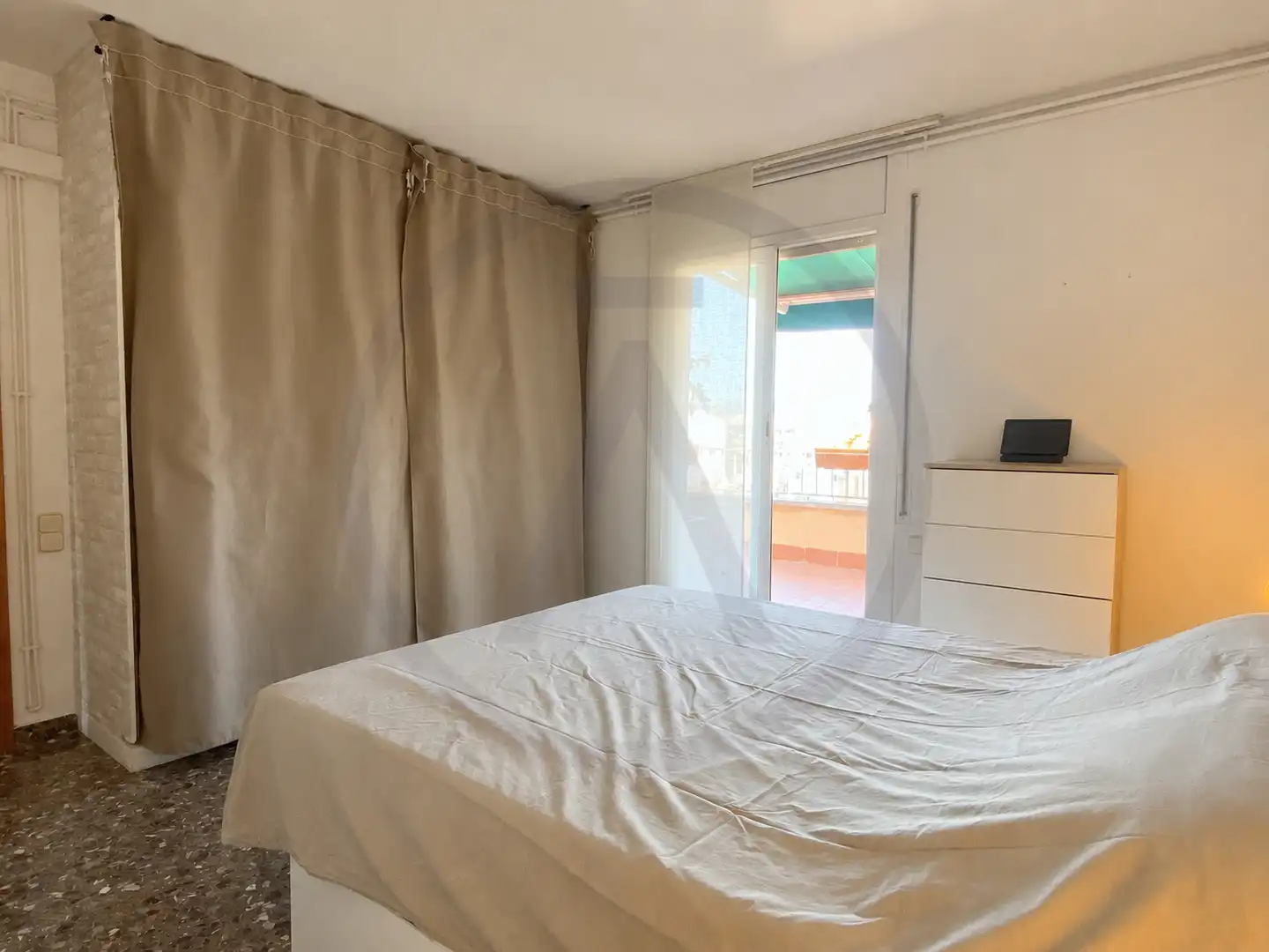 Habitación de Ático en venta en Terrassa con Calefacción, Terraza y Trastero