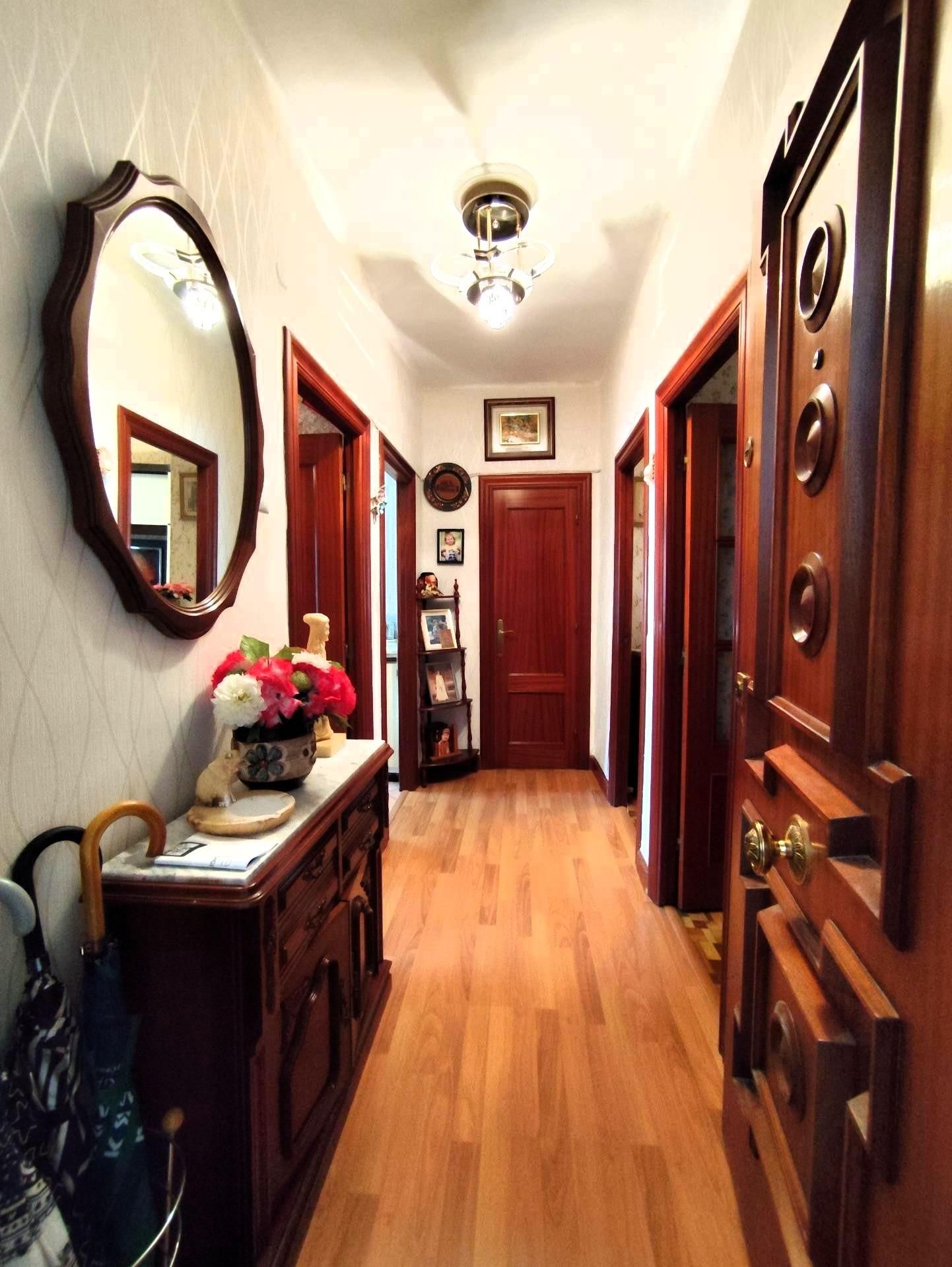 Flat for sale in Numancia - San Fernando