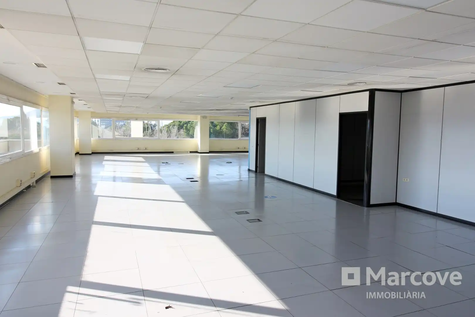 Büro zur Miete in Sant Cugat del Vallès mit Klimaanlage