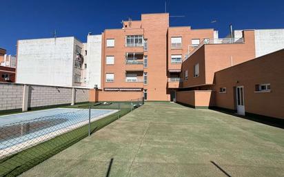 Exterior view of Flat for sale in Puertollano  with Swimming Pool