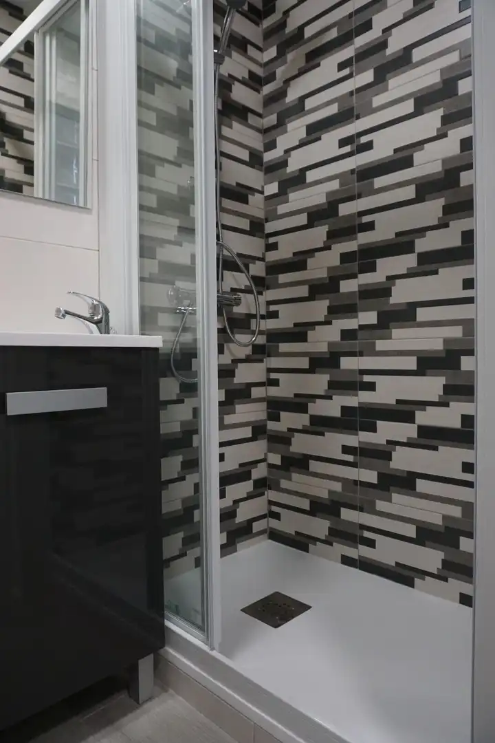 Room in Calle CAPITAN MENDEZ VIGO, 50, Santo Tomás