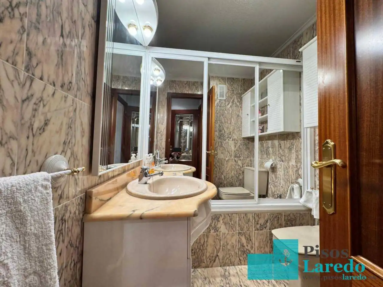Flat for rent in Calle Marqués de Valdecilla, 8, Centro