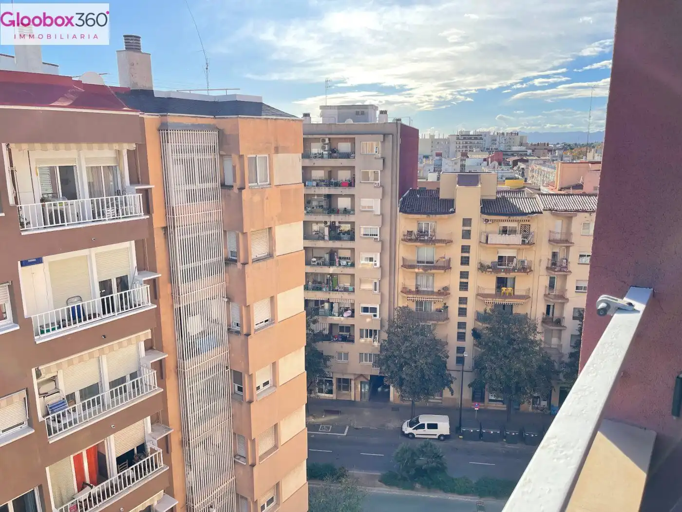 Außenansicht von Wohnung zum Verkauf in Reus mit Heizung, Terrasse und Balkon