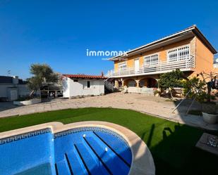 Swimming pool of House or chalet for sale in Vilanova i la Geltrú  with Heating, Private garden and Terrace