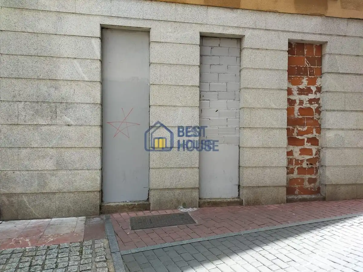 Local comercial en venda a Casco Antiguo, imagen 6