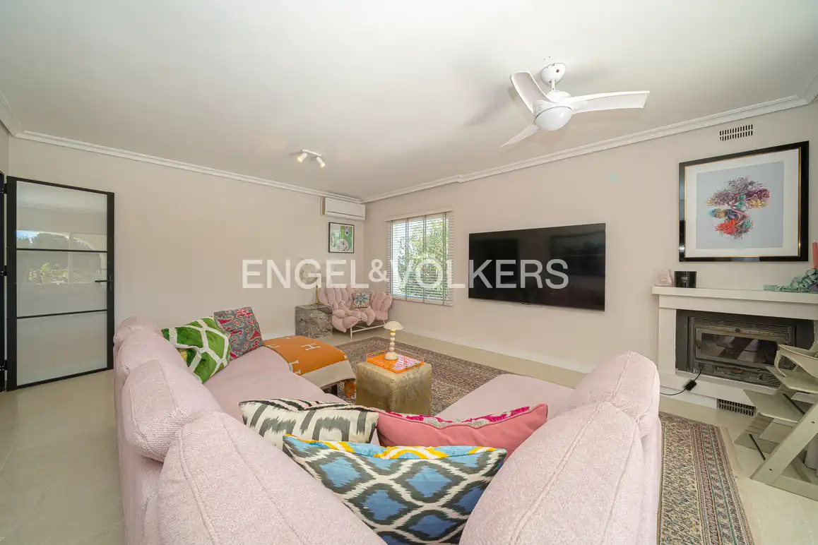 Maison avec piscine à vendre à Avenida País Valencia, imagen 3