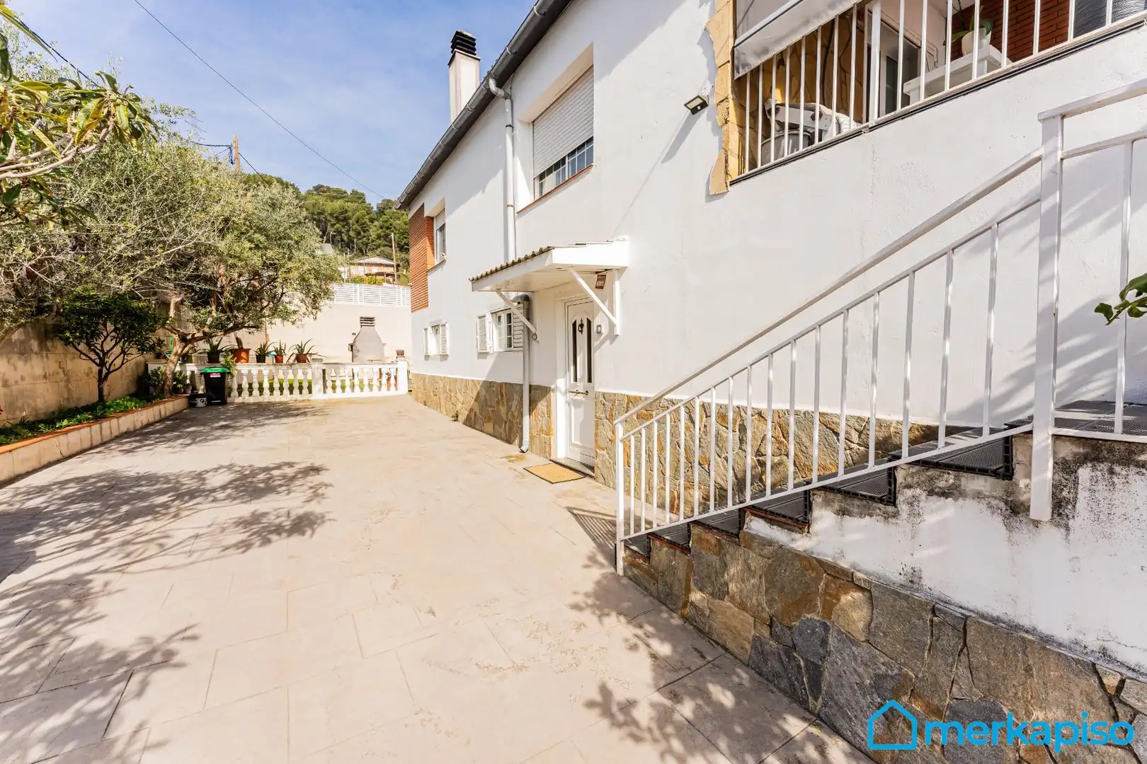 Vista exterior de Casa o chalet en venta en Viladecans con Piscina comunitaria