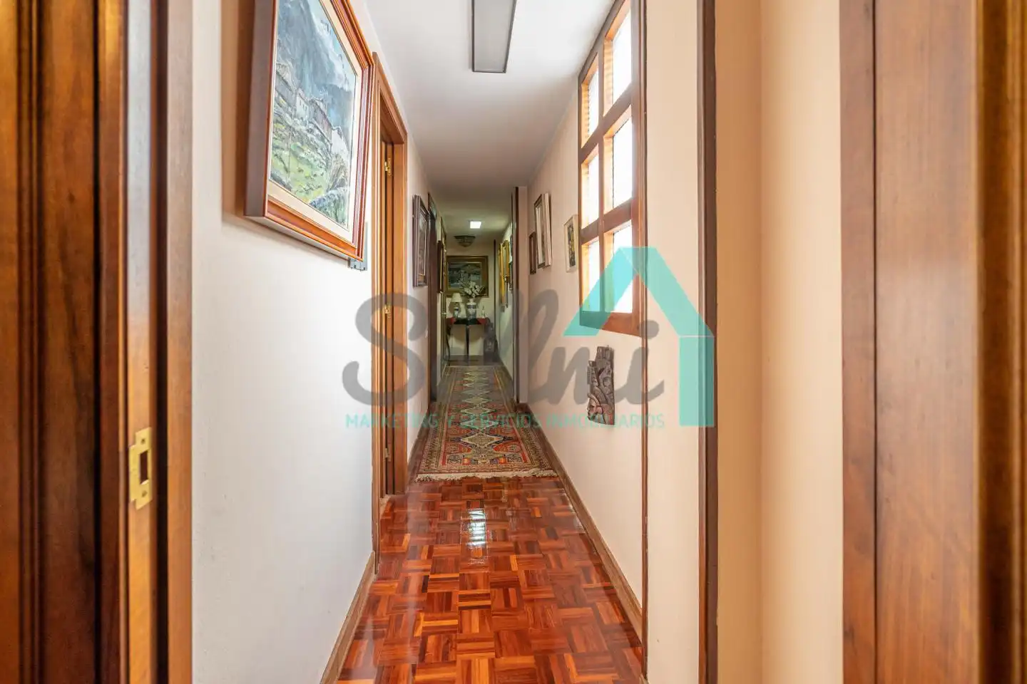 Pis en venda en Oviedo  amb Calefacció, Parquet i Terrassa