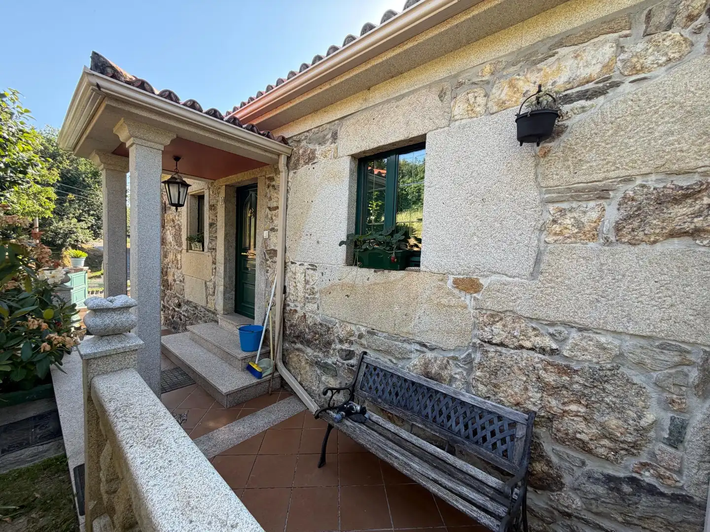 Exterior view of Houses for sale in Silleda  with Storage room