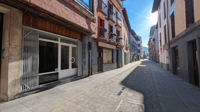 Local comercial en Venta en Mayor Kalea, 19 en Villabona