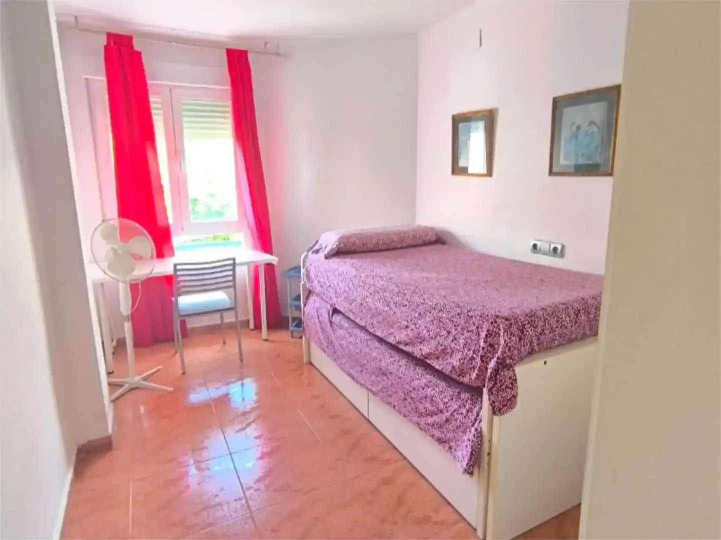 Schlafzimmer von Wohnung zur Miete in Almuñécar mit Klimaanlage und Balkon