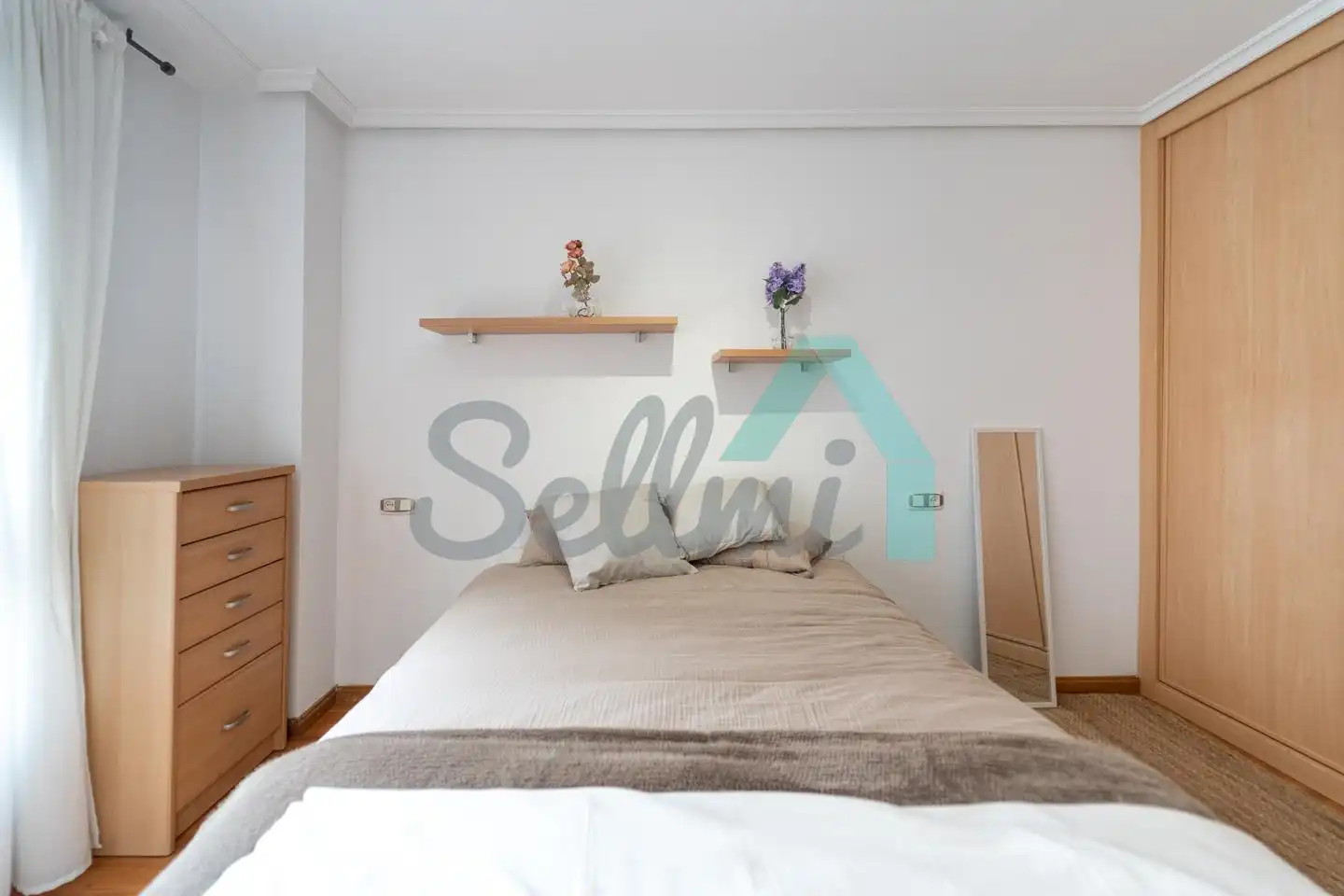 Bedroom of Study for rent in Oviedo   with Heating and Furnished