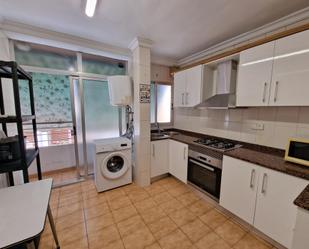 Cuina de Apartament de lloguer en Alicante / Alacant amb Terrassa i Balcó