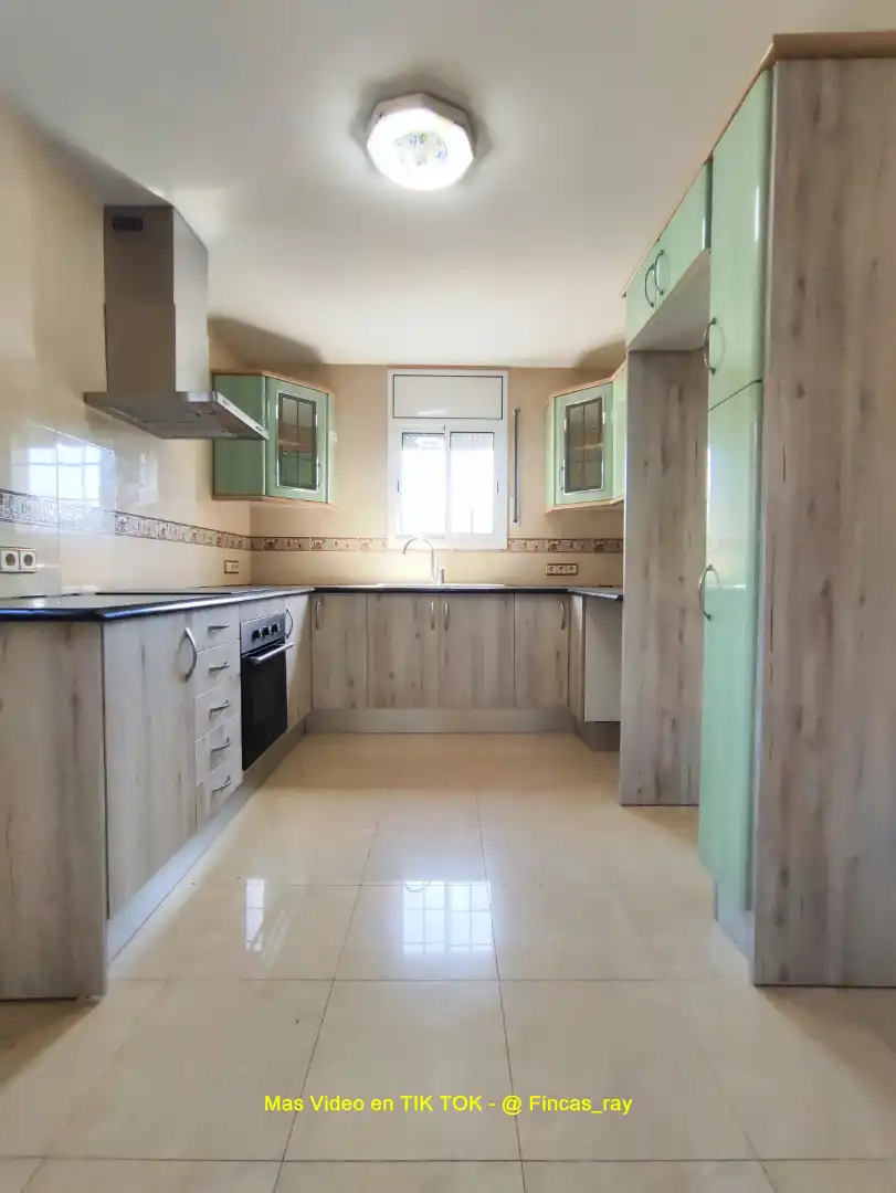 Cocina de Casa o chalet en venta en Bigues i Riells del Fai con Calefacción, Jardín privado y Terraza