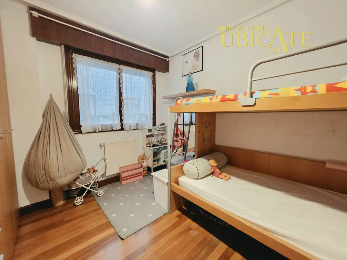 Habitación de Piso en venta en Castro-Urdiales con Calefacción, Parquet y Trastero
