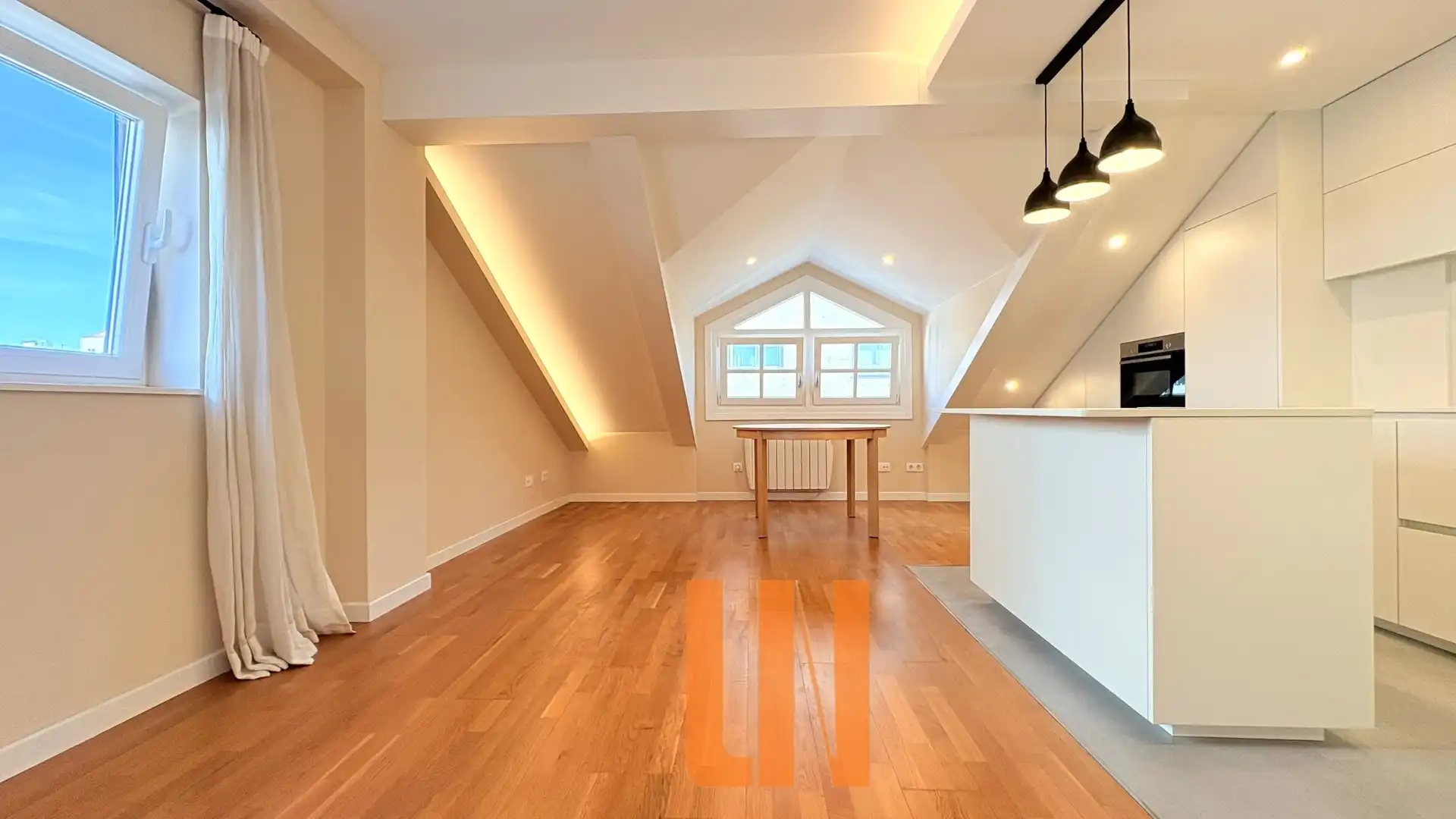 Flat for sale in A Coruña Capital   with Heating, Parquet flooring and Oven