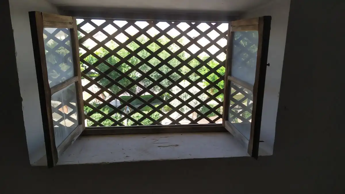 Balcony of Houses for sale in Mahora  with Terrace and Storage room