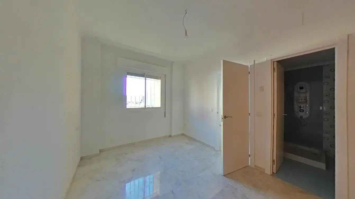 Habitación de Piso en venta en Sevilla