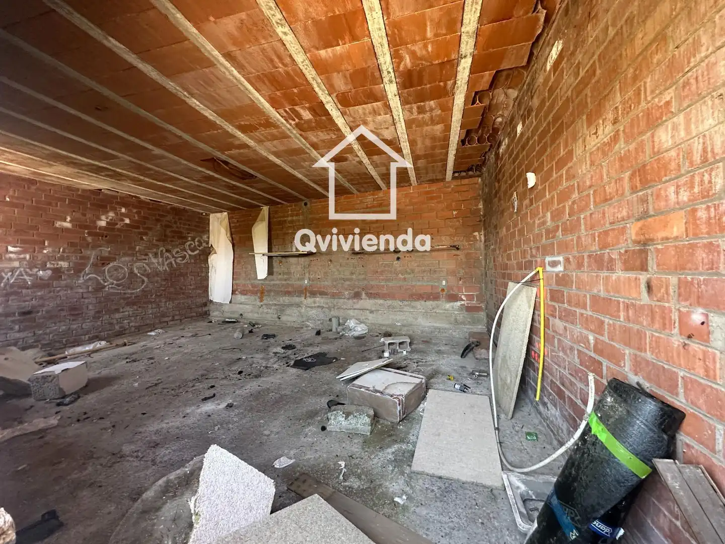 Casa adosada en venda a Sentmenat, Montflorit