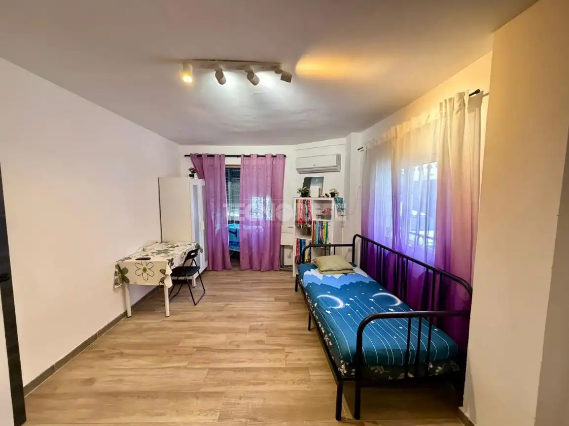 Habitación de Piso en venta en Madrid con Aire acondicionado y Calefacción