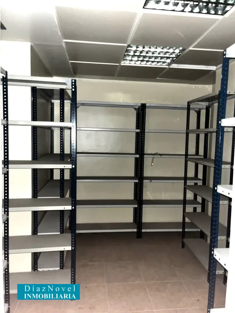 Local en venda en Vélez-Málaga amb Aire condicionat