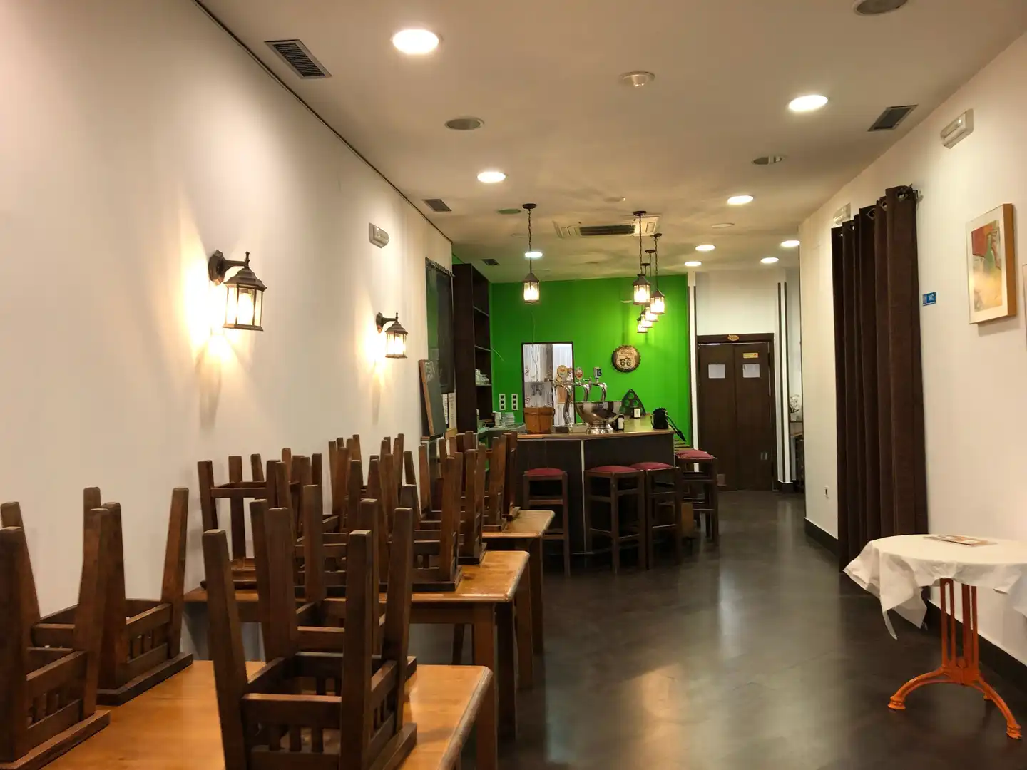 Commercial properties for sale in Ciudad Real  with Air Conditioner and Heating