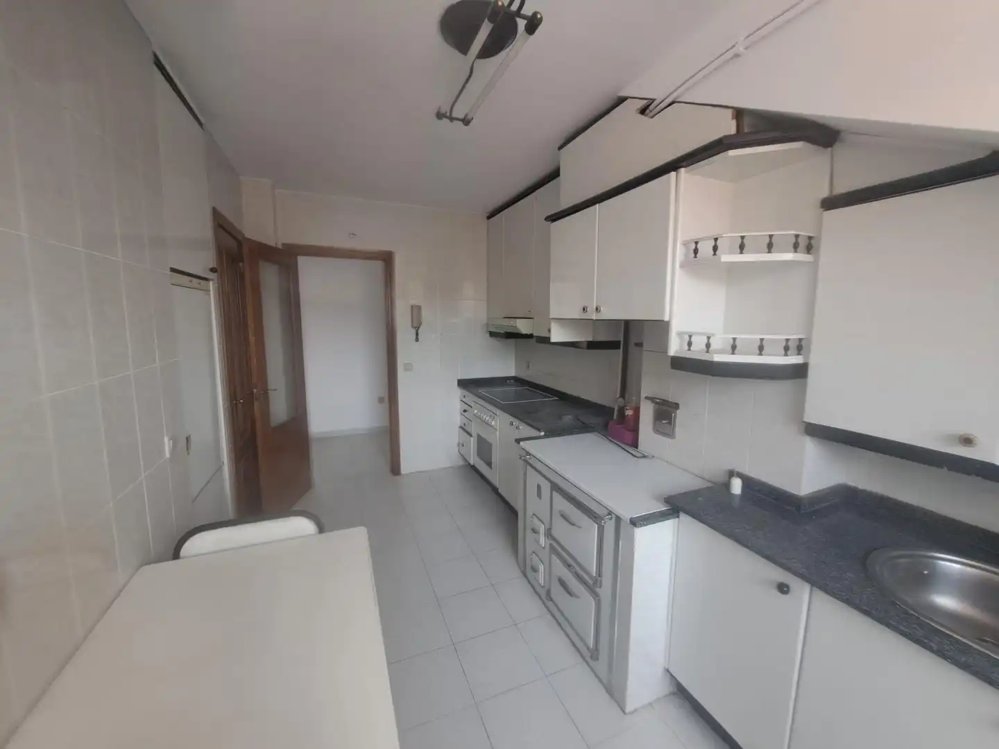 Cocina de Ático de alquiler en Bembibre con Calefacción y Trastero