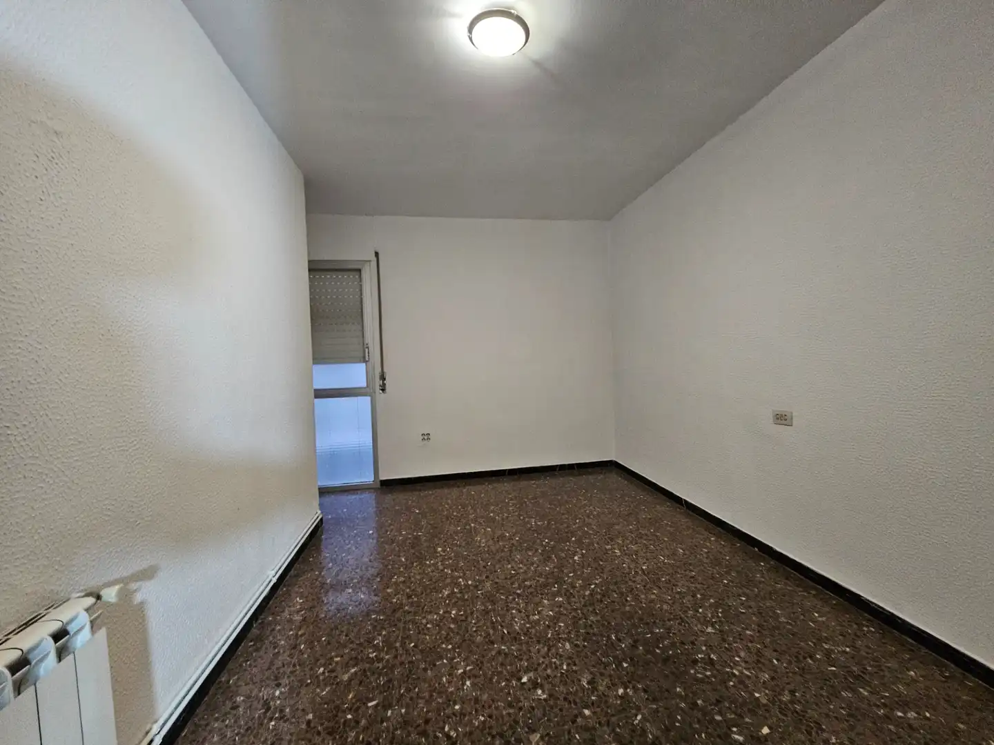 Schlafzimmer von Wohnung zum Verkauf in Terrassa mit Heizung und Balkon