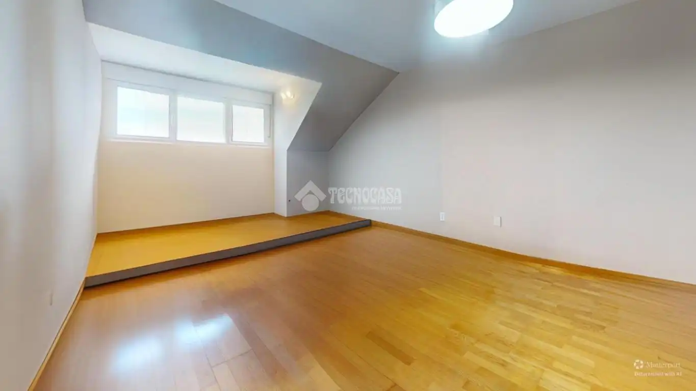 Flat for sale in Uceda  with Air Conditioner