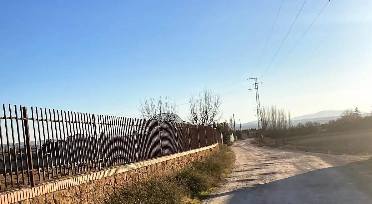 Rustikales Grundstück zum Verkauf in CARRETERA DE FUENTE VAQUEROS A ATARFE, imagen 11