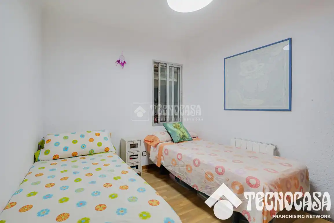 Habitación de Piso en venta en Barcelona con Aire acondicionado y Calefacción