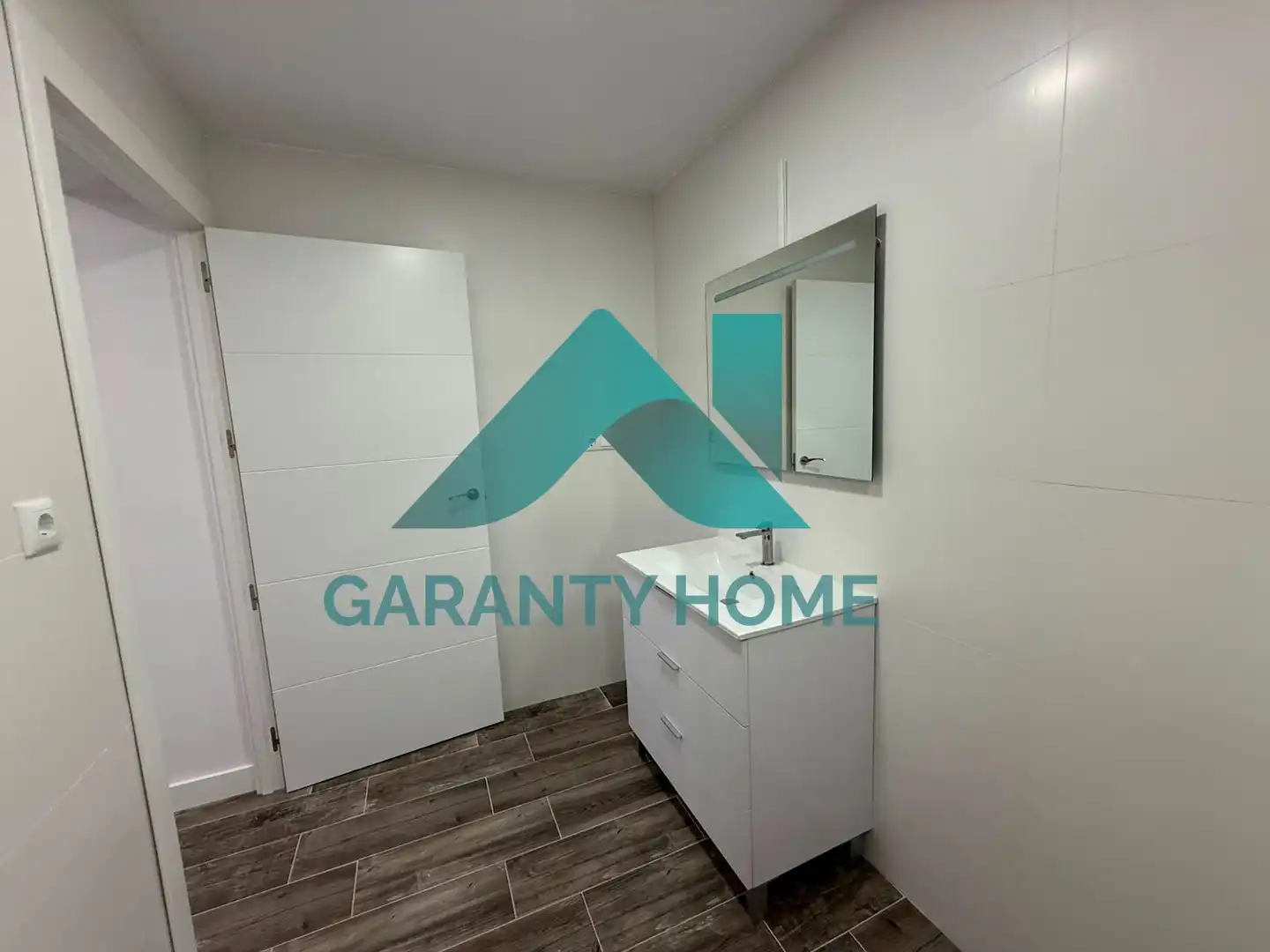 Bathroom of Houses for rent in Cáceres  with Furnished