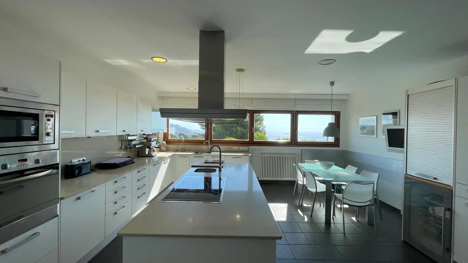 Cuina de Casa o xalet en venda en Palafrugell amb Jardí privat, Terrassa i Traster
