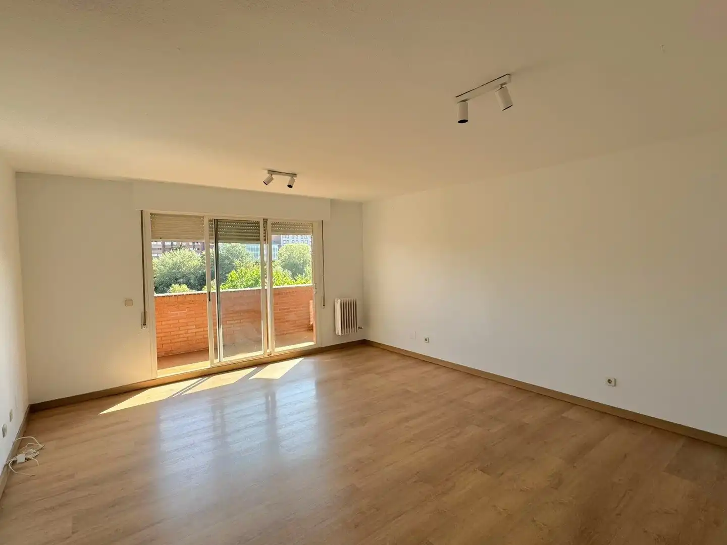 Sala d'estar de Pis de lloguer en León Capital  amb Calefacció i Traster