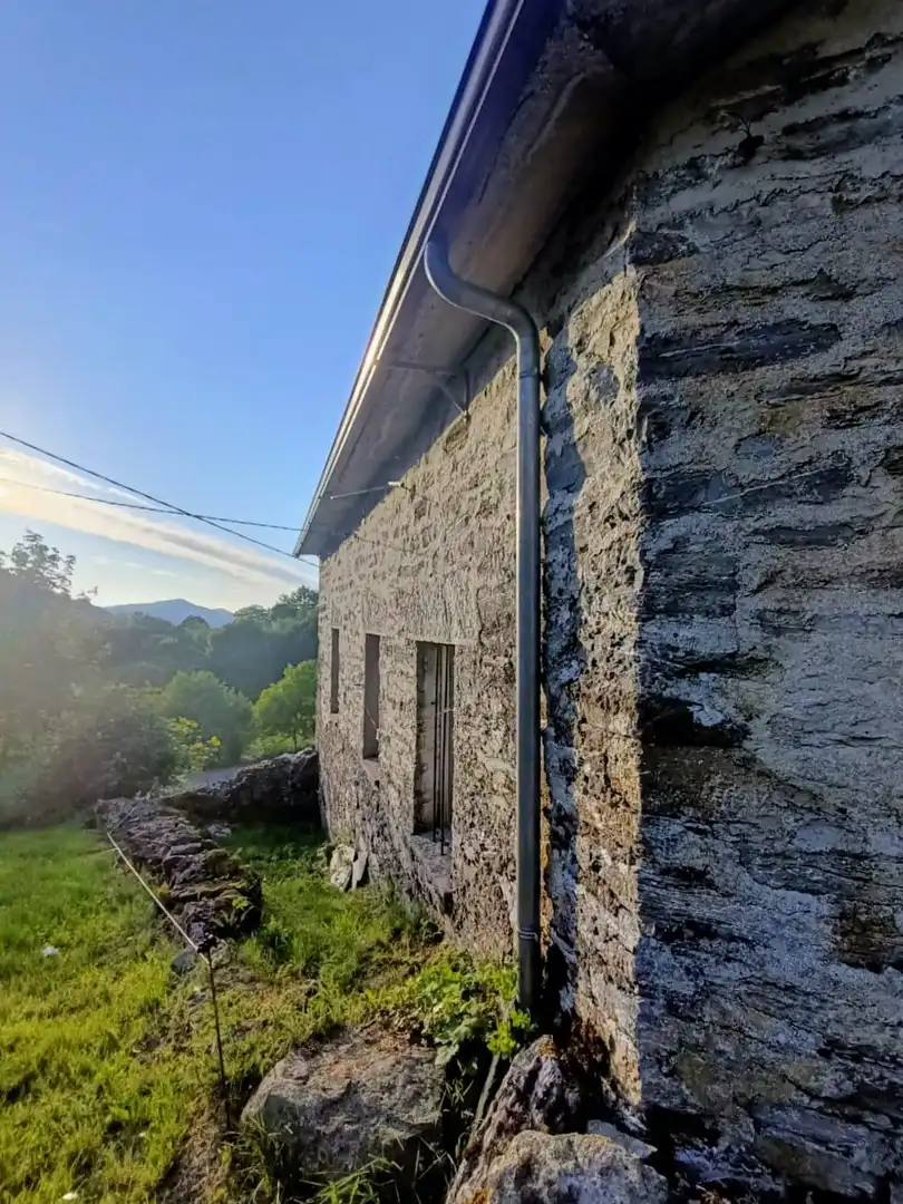 Vista exterior de Casa o chalet en venta en Pedrafita do Cebreiro con Calefacción