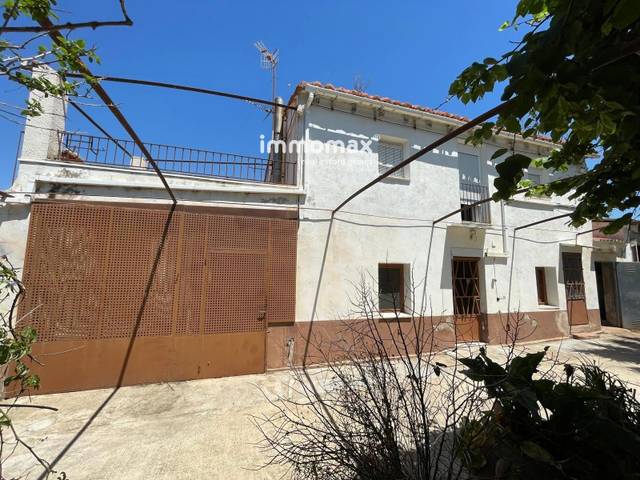 Casa-chalet en Venta en 105 en Bítem