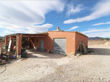 Hotel for sale in Novelda