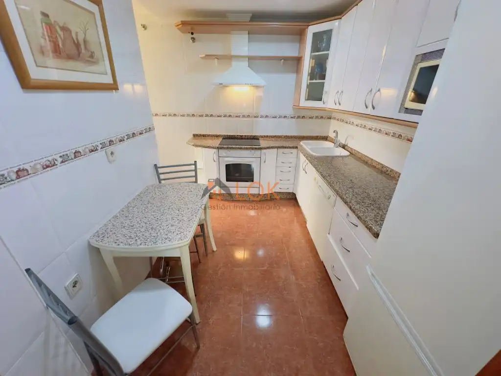 Cuina de Pis en venda en Málaga amb Aire condicionat i Terrassa