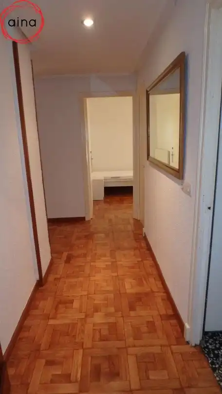 Piso de alquiler en  Pamplona / Iruña con Calefacción, Terraza y Alarma