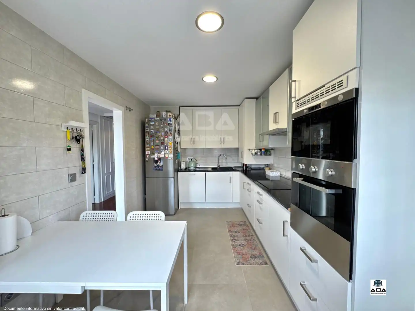 Detached house with pool for sale in Calle Monte Alto, imagen 10