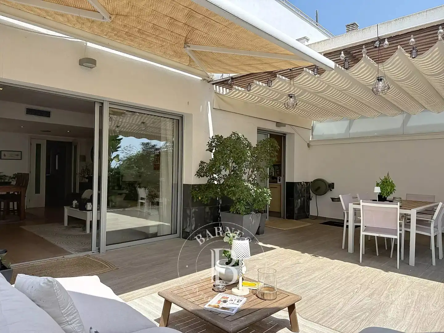 Terraza de Casa adosada en venta en Mataró con Aire acondicionado, Calefacción y Jardín privado